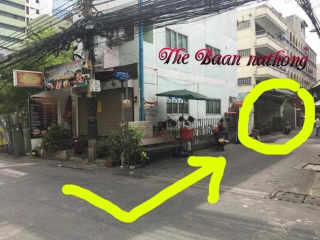 The Baan Nathong Hostel Bangkok Kültér fotó